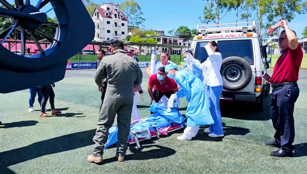 Traslado de heridos explosión de cohetería artesanal en San José, Copán